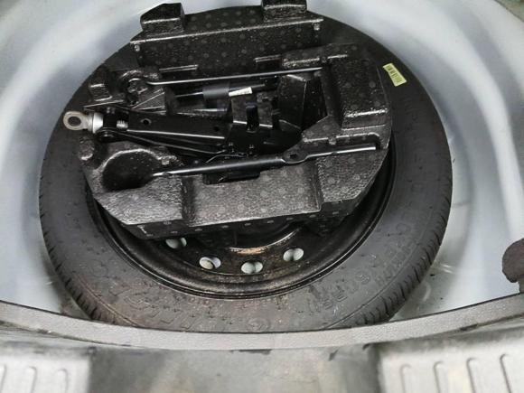 [杭州·豫R] 二手吉利汽车帝豪2017款 两厢RS百万款 1.5L 手动向上版