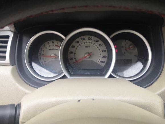 [无锡·苏B] 二手日产颐达2008款 1.6L 自动时尚型