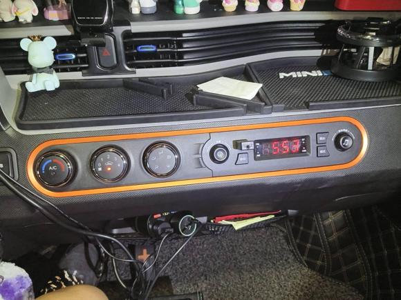 [深圳·粤B] 二手五菱汽车宏光MINIEV2020款 自在款 磷酸铁锂