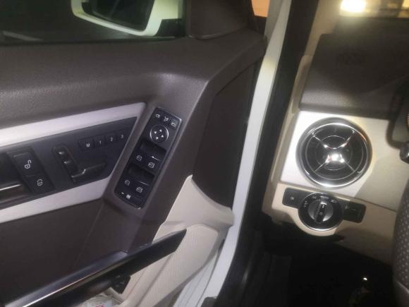 [深圳·粤B] 二手奔驰奔驰GLK级2013款 GLK 300 4MATIC 动感天窗型