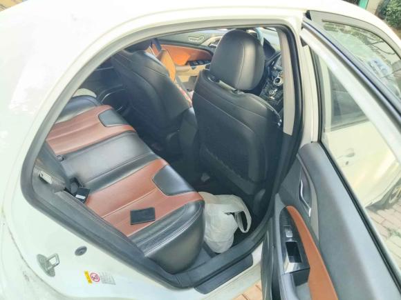 [上海·沪L] 二手比亚迪秦新能源2015款 1.5T 双冠旗舰Plus版