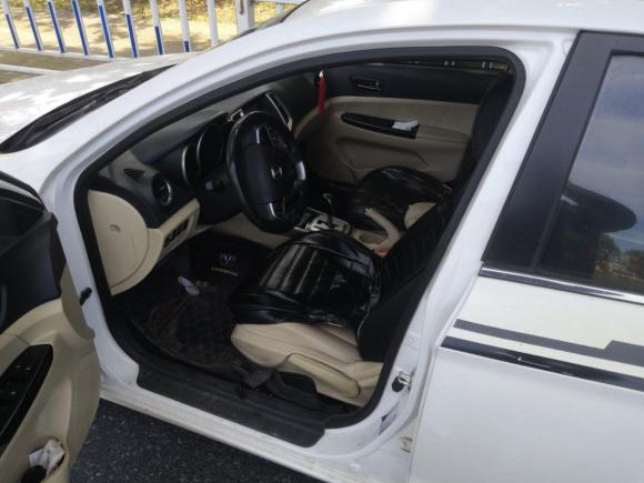 [芜湖·皖H] 二手长安逸动2015款 1.6L 自动豪华型