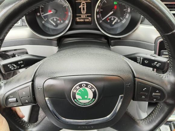 [南京·苏A] 二手斯柯达昊锐2012款 1.8TSI 自动优雅版