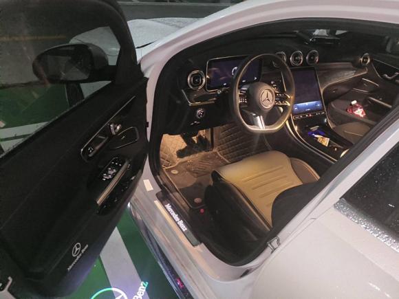 [常州·苏D] 二手奔驰奔驰C级2023款 C 260 L 运动版