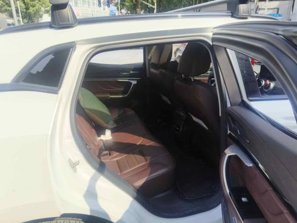 [上海·皖H] 二手魏牌魏牌 VV52017款 2.0T 超豪型