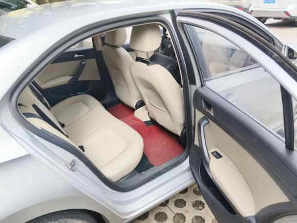 [武汉·鄂A] 二手斯柯达昕锐2013款 1.6L 自动智选型