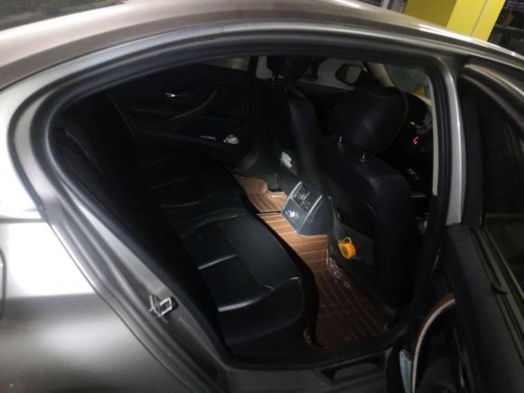 [上海·沪A] 二手宝马宝马3系2013款 320Li 风尚设计套装