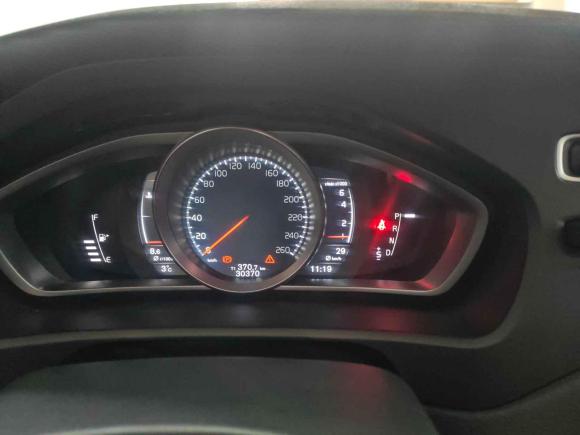 [武汉·鄂A] 二手沃尔沃沃尔沃V402017款 T3 智逸版