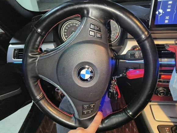 [南通·黑B] 二手宝马宝马3系2011款 320i敞篷轿跑版