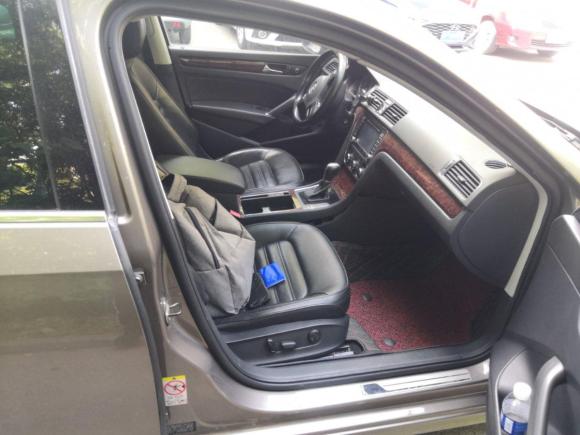 [上海·沪N] 二手大众帕萨特2011款 1.8TSI DSG御尊版