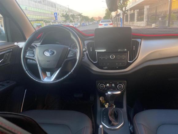 [佛山·粤E] 二手一汽森雅R72016款 1.6L 自动尊贵型