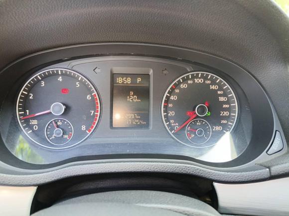 [广州·桂A] 二手大众帕萨特2013款 1.4TSI DSG尊荣版