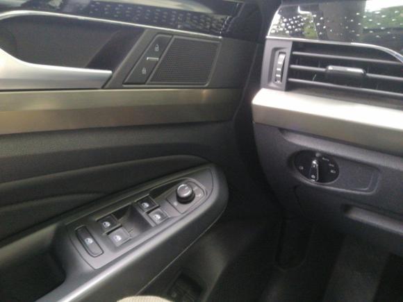 [上海·沪A] 二手大众帕萨特新能源2019款 430PHEV 混动精英版