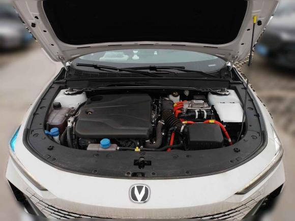 [南京·苏A] 二手长安长安UNI-V 智电iDD2023款 智电iDD 1.5T 113km智酷型