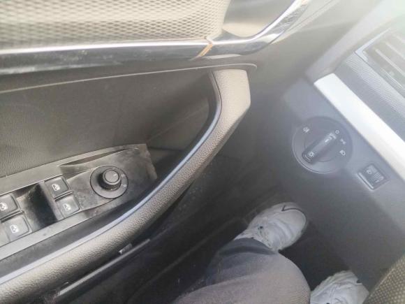 [上海·沪C] 二手斯柯达柯米克2021款 1.5L 自动标准版