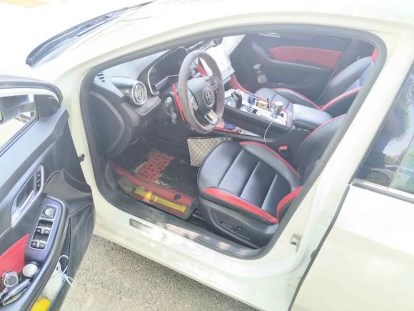 [上海·沪C] 二手名爵MG62020款 1.5T 自动Trophy豪华版