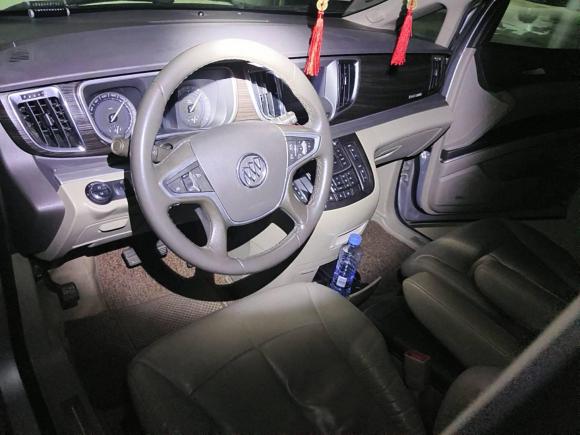 [南昌·闽D] 二手别克别克GL82013款 3.0L XT豪华商务旗舰版