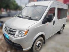 [宁波·浙B] 东风御风御风2018款2.3TA100标配版物流车短轴中顶5-9座WP2.3