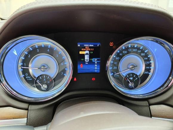 [北京·京N] 二手克莱斯勒克莱斯勒300C2013款 3.6L 尊享版