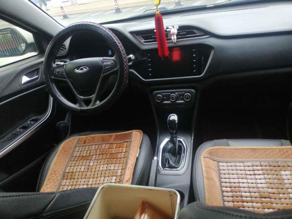 [成都·川A] 二手奇瑞瑞虎3x2018款 1.5L 自动精英版