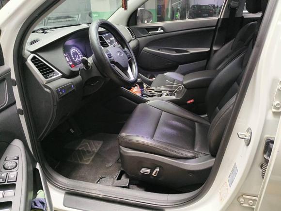 [温州·浙C] 二手现代途胜2015款 1.6T 双离合两驱智能型