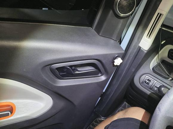 [深圳·粤B] 二手五菱汽车宏光MINIEV2020款 自在款 磷酸铁锂