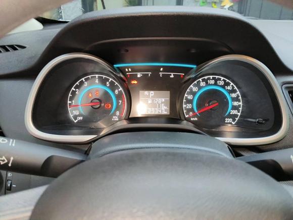 [无锡·苏B] 二手雪佛兰科沃兹2018款 320 自动欣享天窗版