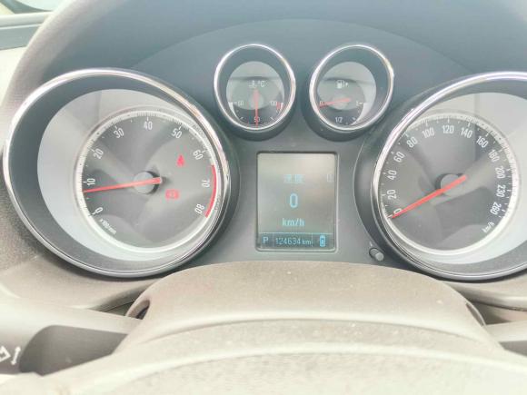 [上海·沪C] 二手别克君威2015款 2.0L 领先时尚型