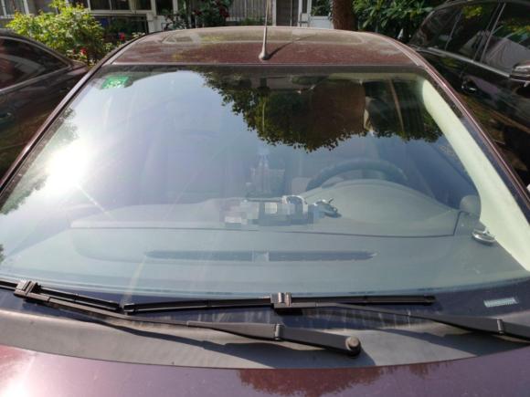 [上海·沪L] 二手福特福克斯2011款 三厢 1.8L 自动时尚型