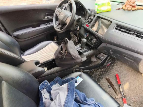 [济南·鲁A] 二手本田缤智2015款 1.5L CVT两驱舒适型