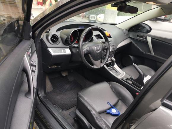 [广州·粤A] 二手马自达马自达32010款 两厢 2.0自动豪华型