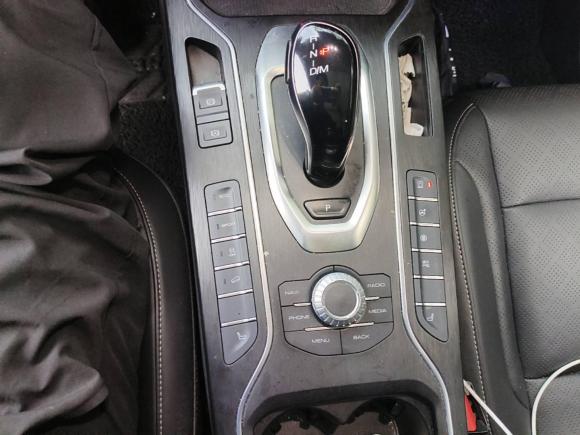 [苏州·苏E] 二手魏牌魏牌 VV62020款 2.0T 两驱智享+