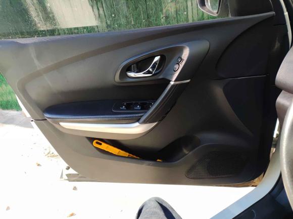 [青岛·鲁B] 二手雷诺科雷嘉2016款 2.0L 两驱豪华版