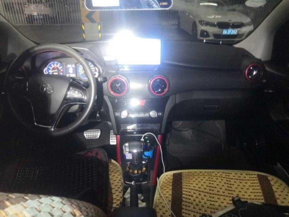 [成都·川A] 二手北汽绅宝绅宝X252015款 1.5L 自动精英型