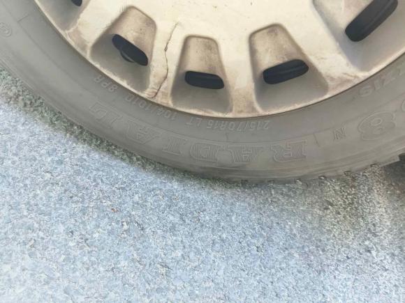 [上海·沪B] 二手福特经典全顺2015款 2.8T柴油多功能车短轴6座中顶JX493ZLQ4