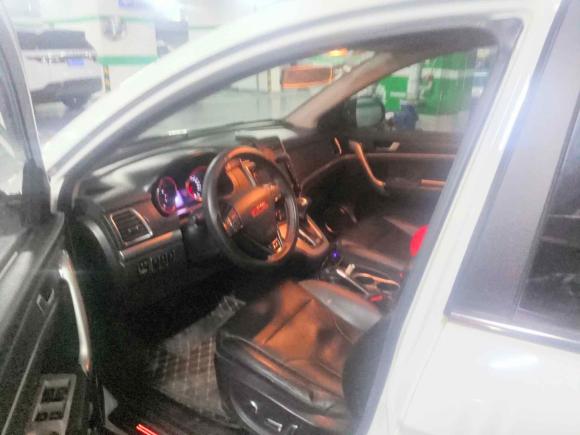 [深圳·粤R] 二手哈弗哈弗H62015款 运动版 1.5T 自动两驱豪华型