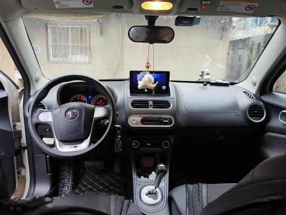 [南京·苏L] 二手名爵名爵32014款 1.5L AMT精英版