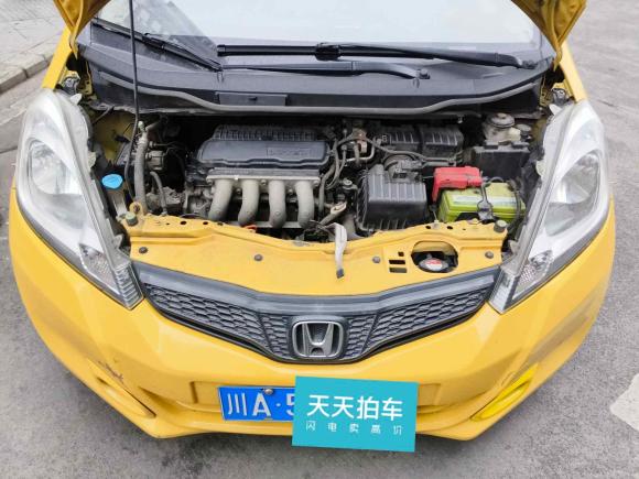 [成都·川A] 二手本田飞度2011款 1.3L 手动舒适版