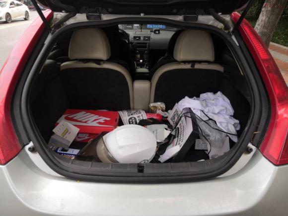 [西安·陕A] 二手沃尔沃沃尔沃C302011款 2.0 R-Design