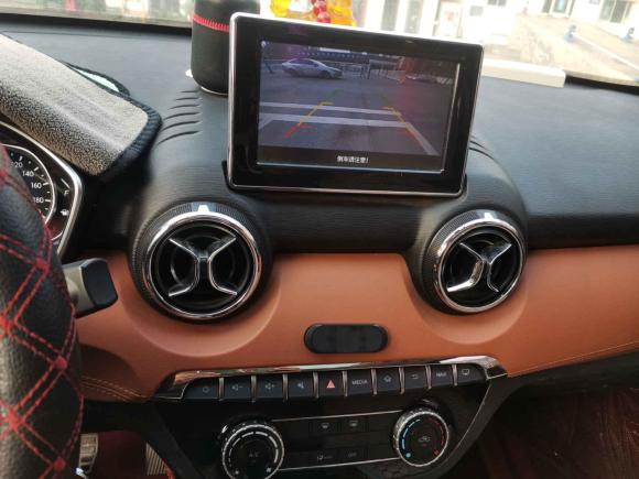 [成都·川A] 二手北京汽车绅宝X352016款 1.5L 手动豪华版