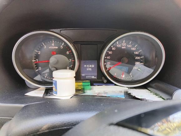 [上海·冀C] 二手哈弗哈弗H62016款 升级版 1.5T 手动两驱精英型