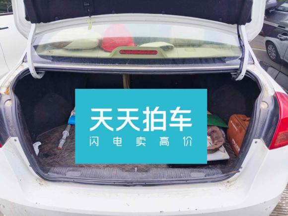 [西安·陕A] 二手别克凯越2013款 1.5L 自动经典型