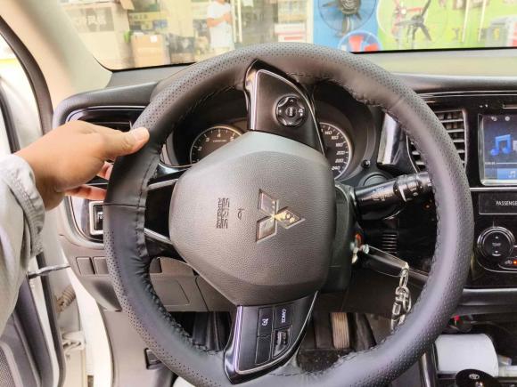 [金华·冀A] 二手三菱欧蓝德2016款 2.0L 两驱加值版 5座