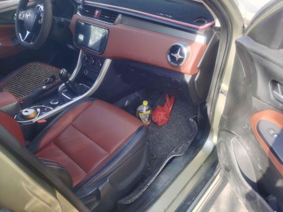 [温州·浙G] 二手北汽幻速北汽幻速S32016款 S3L 1.5L 手动尊贵型