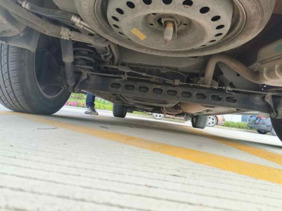 [上海·沪B] 二手别克别克GL82013款 2.4L CT豪华商务舒适版