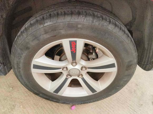 [深圳·粤B] 二手Jeep指南者2012款 2.4L 四驱运动版