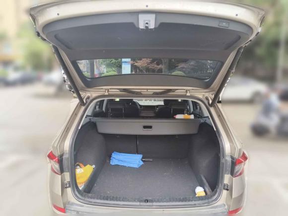 [上海·沪M] 二手斯柯达柯迪亚克2020款 TSI330 5座两驱豪华优享版