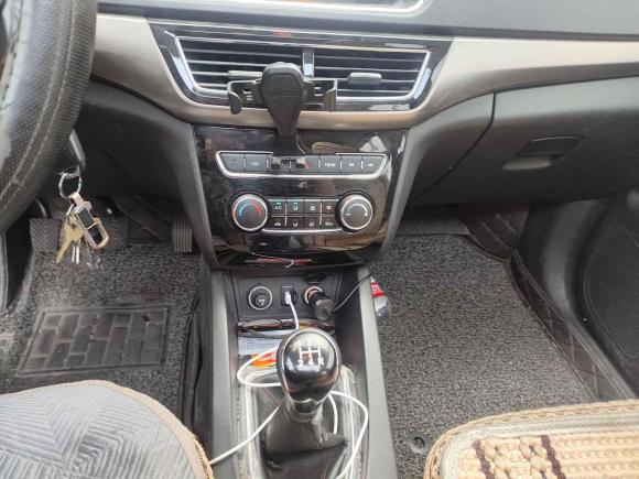 [南通·苏F] 二手长安凯程长安欧尚A6002016款 1.5L 手动豪华型7座