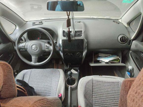 [济南·鲁A] 二手铃木天语 SX42011款 改款 1.6L 手动灵动型