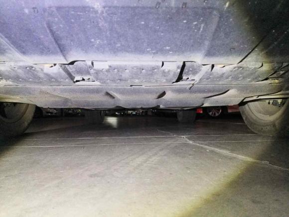 [武汉·鄂A] 二手奥迪奥迪Q32016款 30 TFSI 时尚型